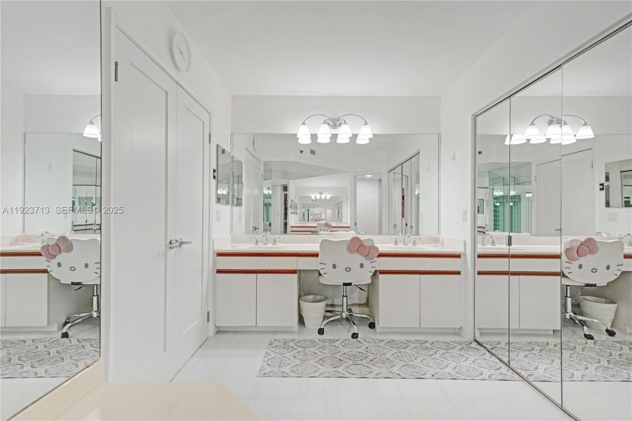 3600 Mystic Point Drive, Unit 507, Aventura, FL 33180 Photo