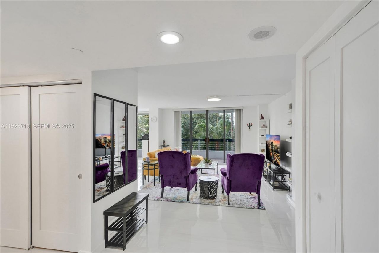 3600 Mystic Point Drive, Unit 507, Aventura, FL 33180 Photo