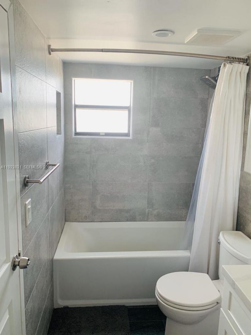 1035 West Ave, Unit PH01, Miami Beach, FL 33139 Photo