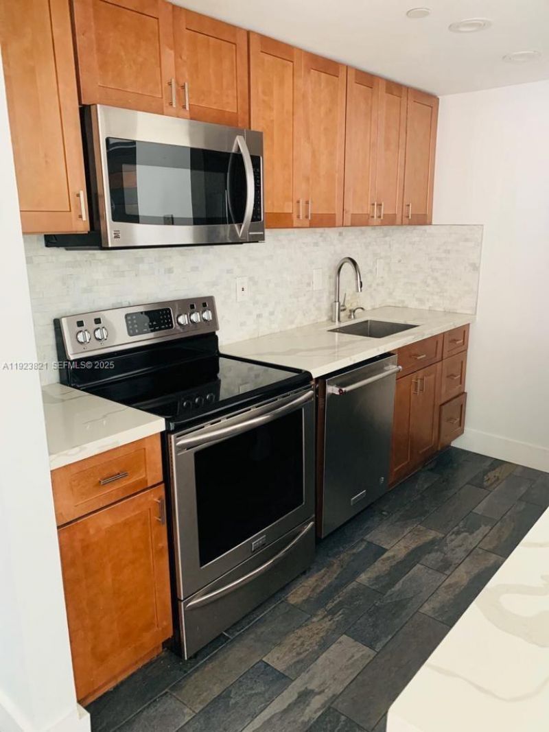 1035 West Ave, Unit PH01, Miami Beach, FL 33139 Photo