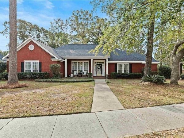 9340 Aspen Circle, Daphne, AL 36527