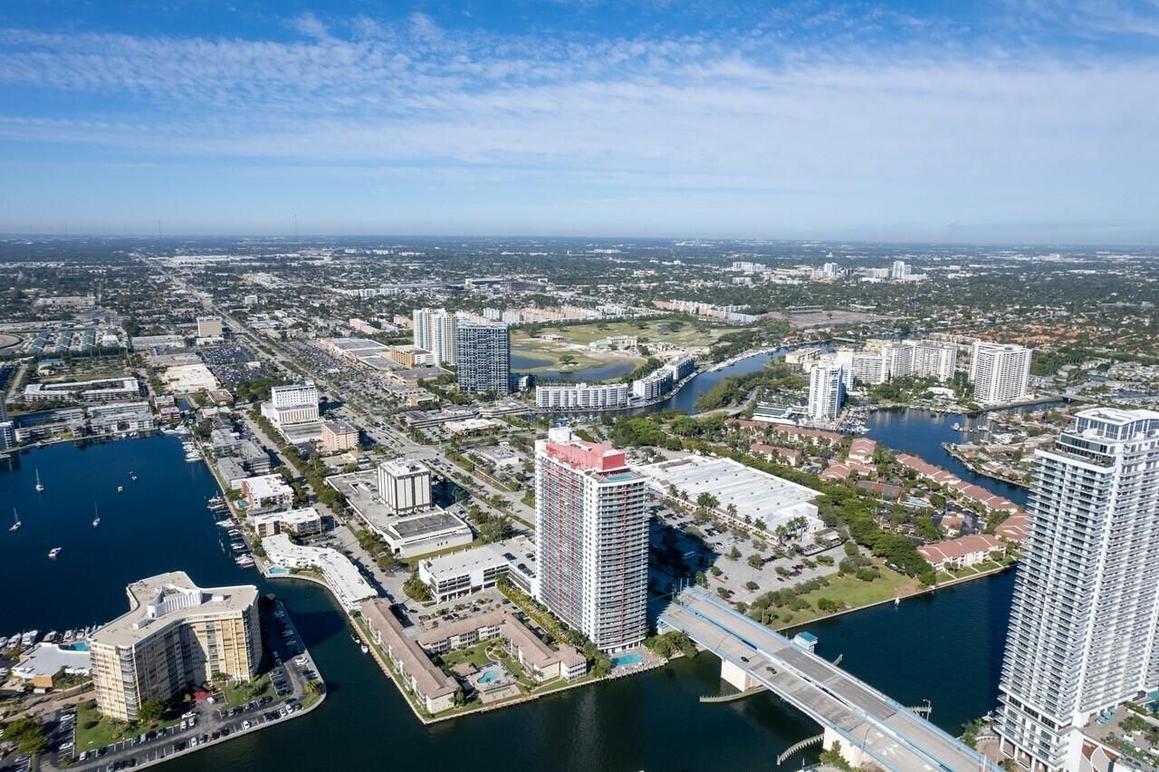 2602 E Hallandale Beach Boulevard, Unit R1805, Hallandale Beach, FL 33009 Photo