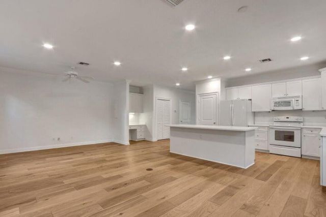 516 NW North River Drive, Stuart, FL 34994 Photo