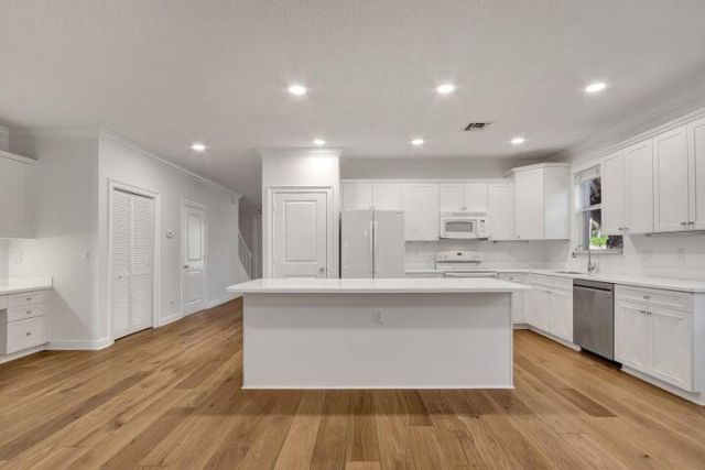 516 NW North River Drive, Stuart, FL 34994 Photo