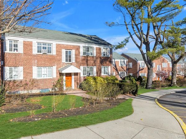 425 W Main Street, Unit 92A, Huntington, NY 11743