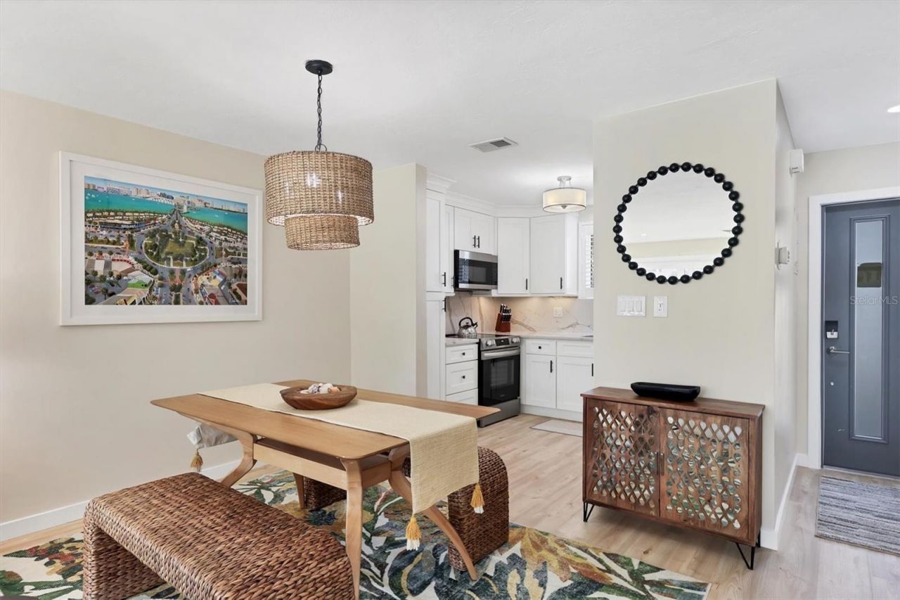 500 S Washington Drive, Unit 5A, Sarasota, FL 34236 Photo