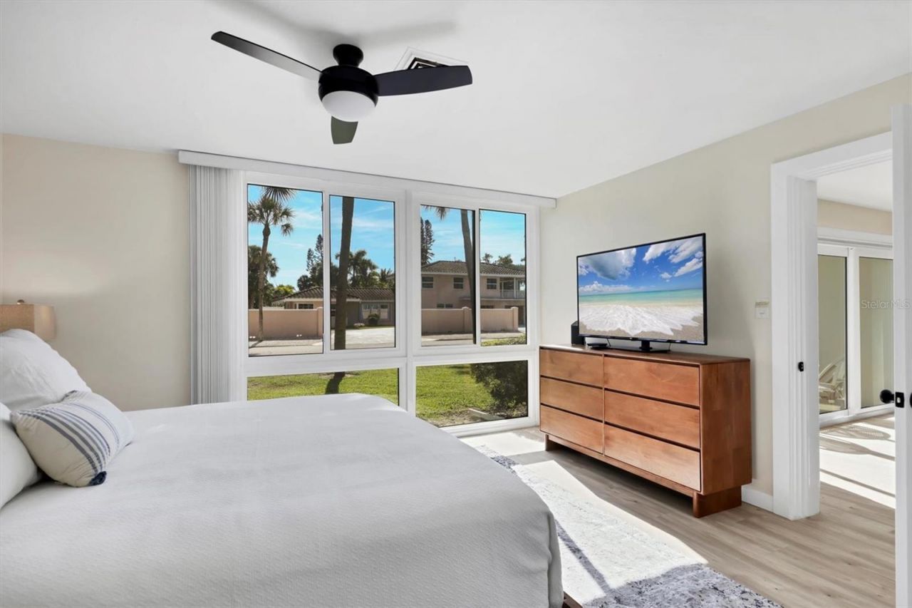 500 S Washington Drive, Unit 5A, Sarasota, FL 34236 Photo