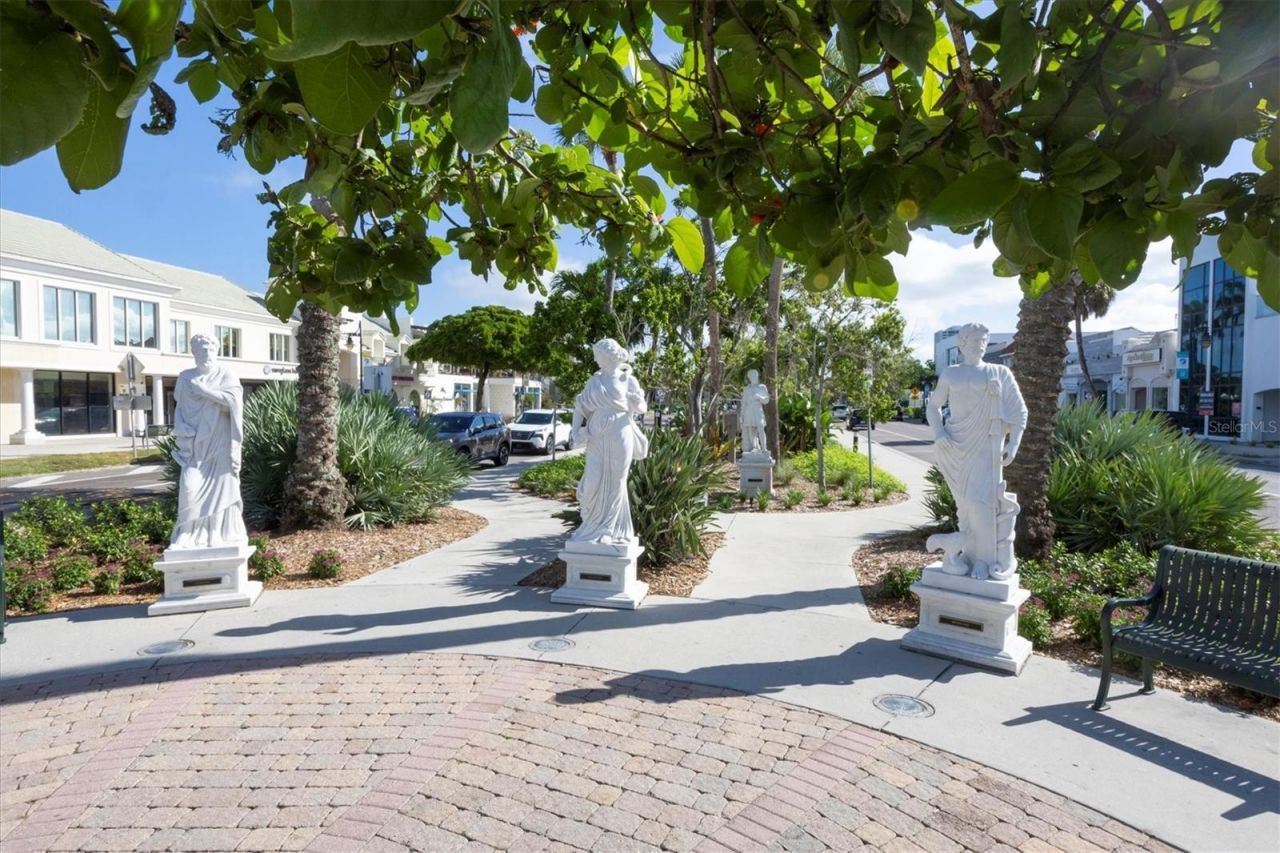 500 S Washington Drive, Unit 5A, Sarasota, FL 34236 Photo