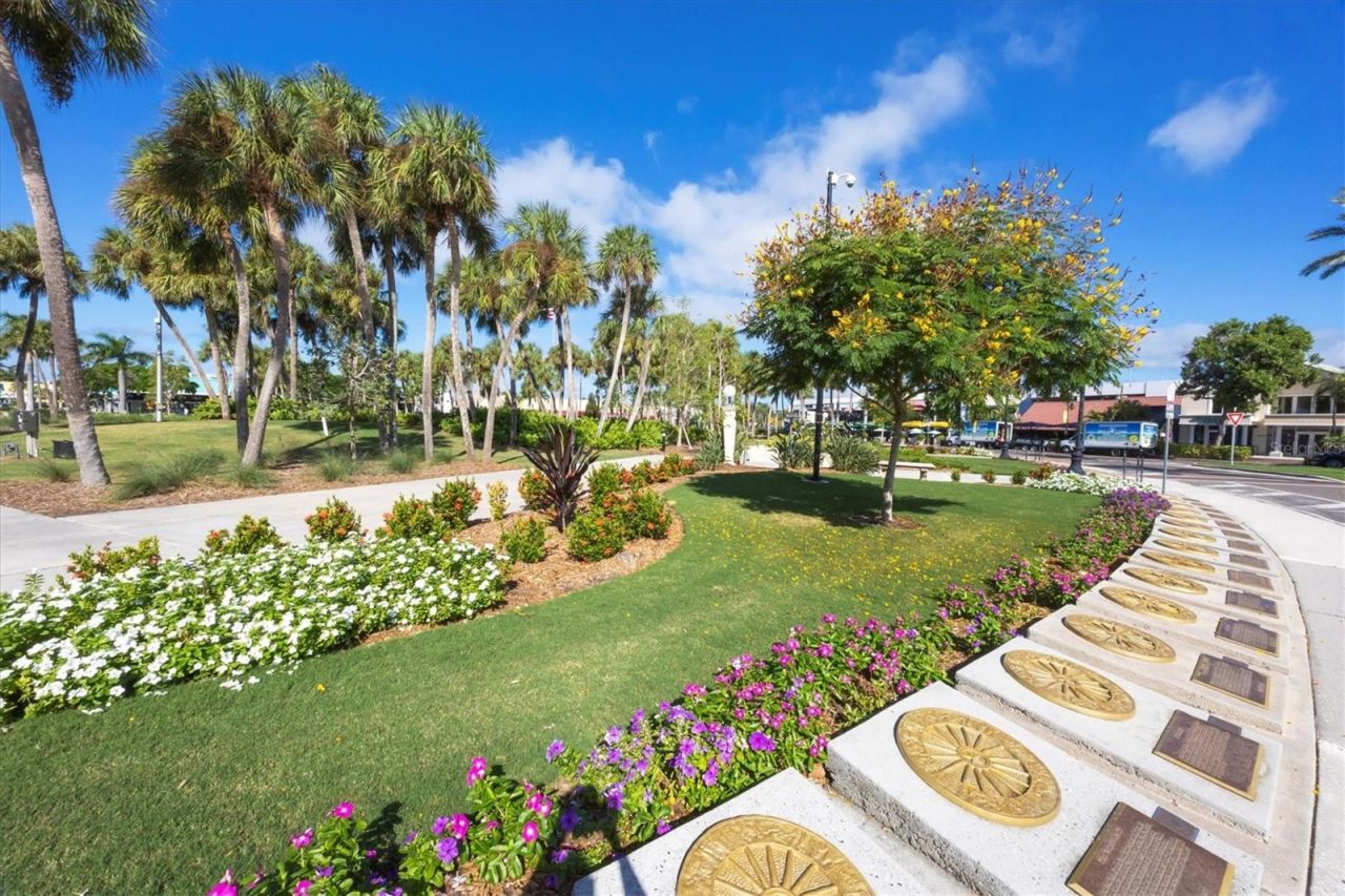 500 S Washington Drive, Unit 5A, Sarasota, FL 34236 Photo