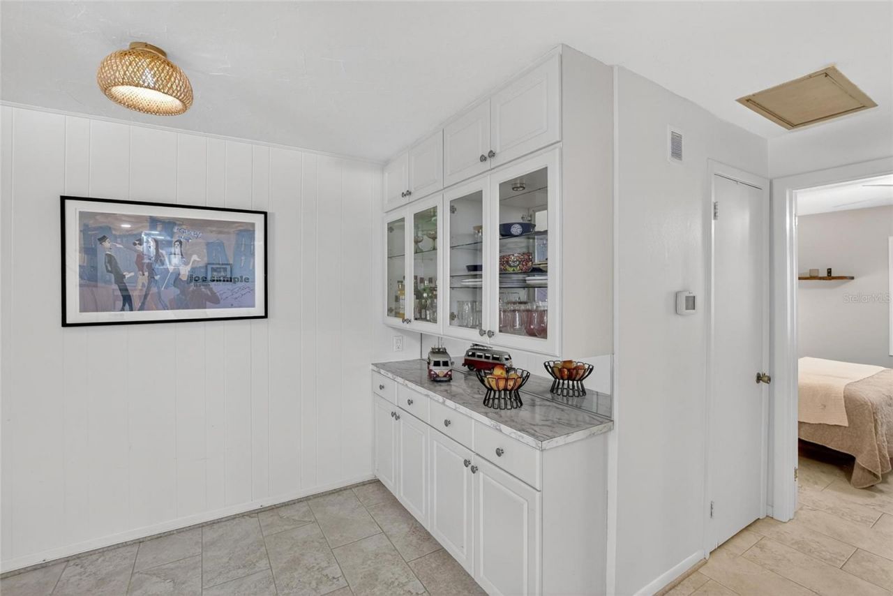 650 Pinellas Point Drive S, Unit 236, Saint Petersburg, FL 33705 Photo