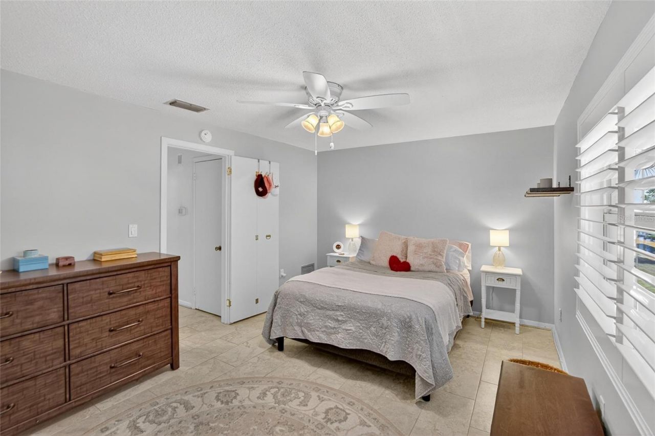 650 Pinellas Point Drive S, Unit 236, Saint Petersburg, FL 33705 Photo