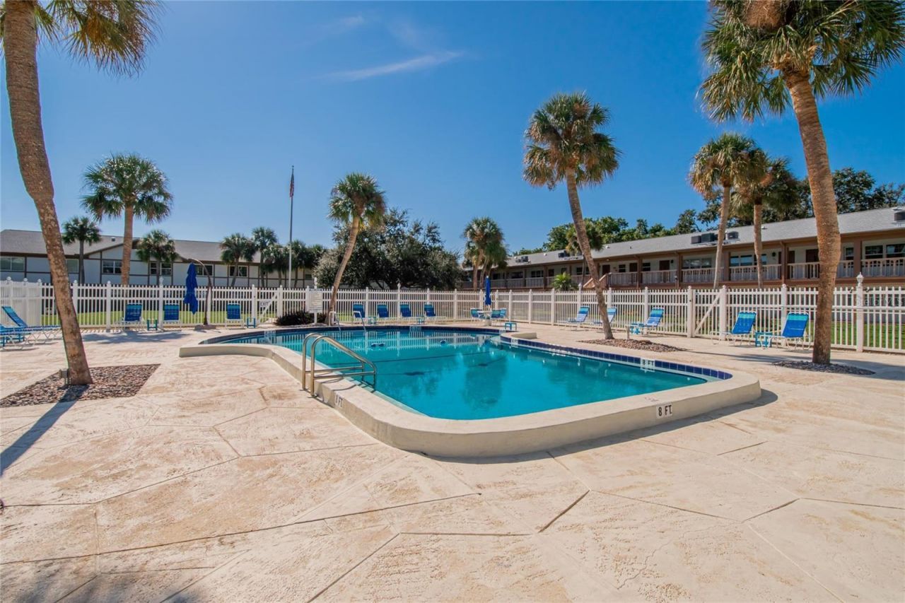 650 Pinellas Point Drive S, Unit 236, Saint Petersburg, FL 33705 Photo