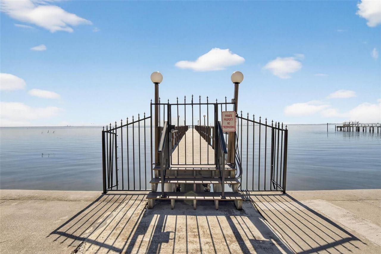 650 Pinellas Point Drive S, Unit 236, Saint Petersburg, FL 33705 Photo