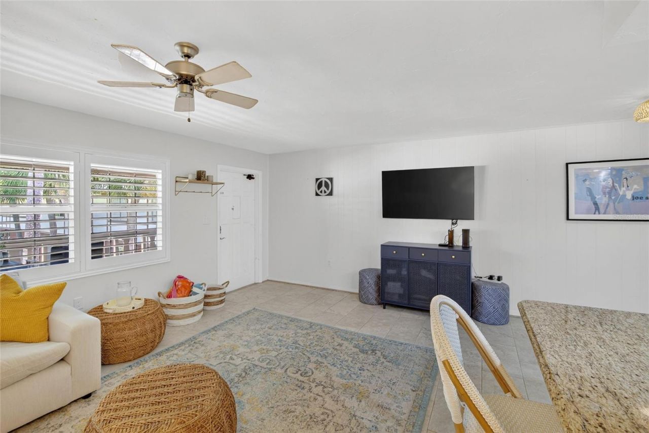 650 Pinellas Point Drive S, Unit 236, Saint Petersburg, FL 33705 Photo