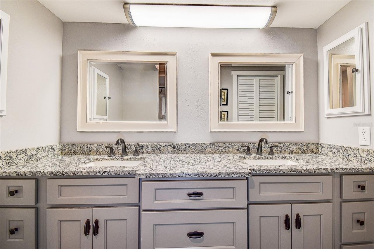5253 Sandra Drive, Spring Hill, FL 34607 Photo