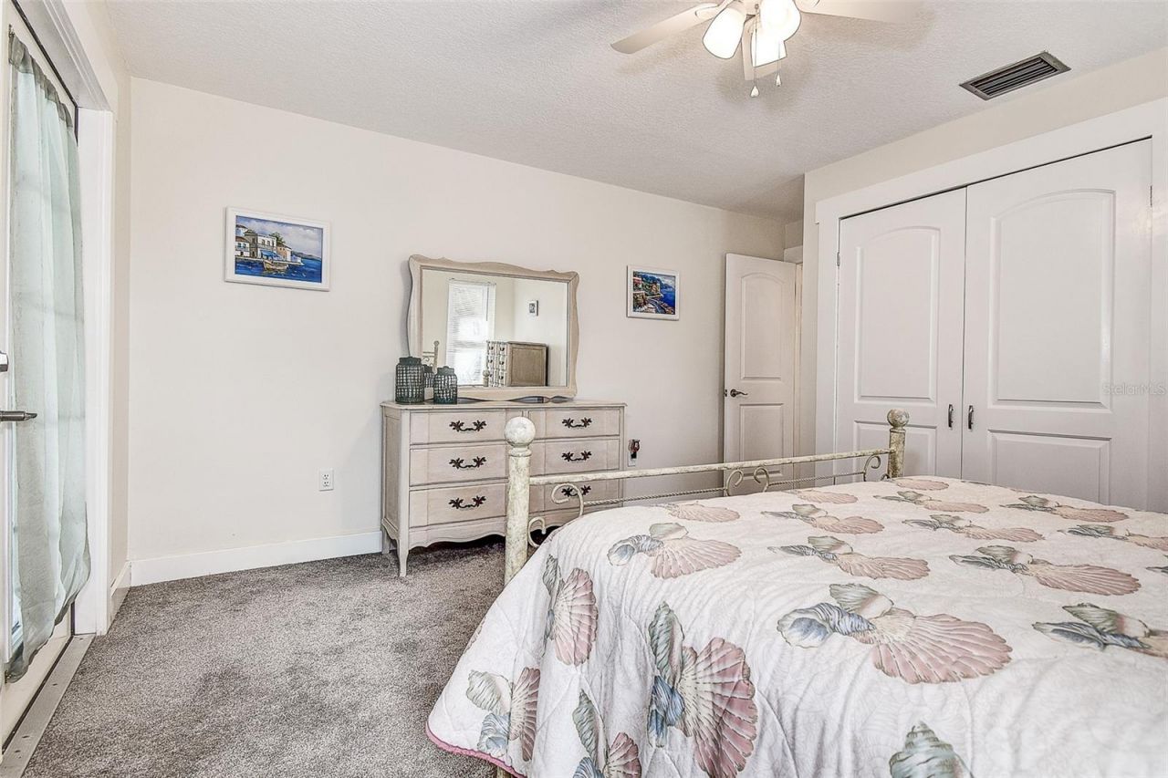 5253 Sandra Drive, Spring Hill, FL 34607 Photo