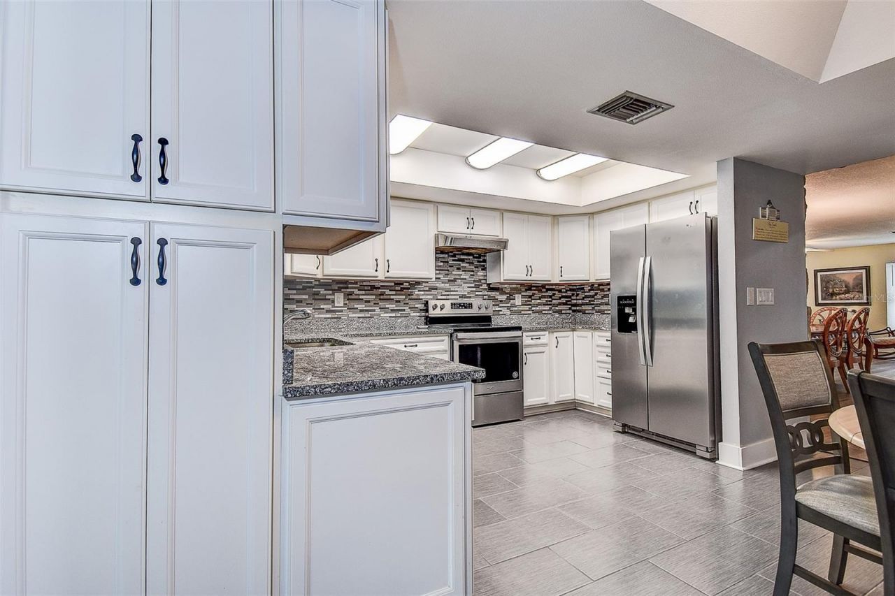 5253 Sandra Drive, Spring Hill, FL 34607 Photo