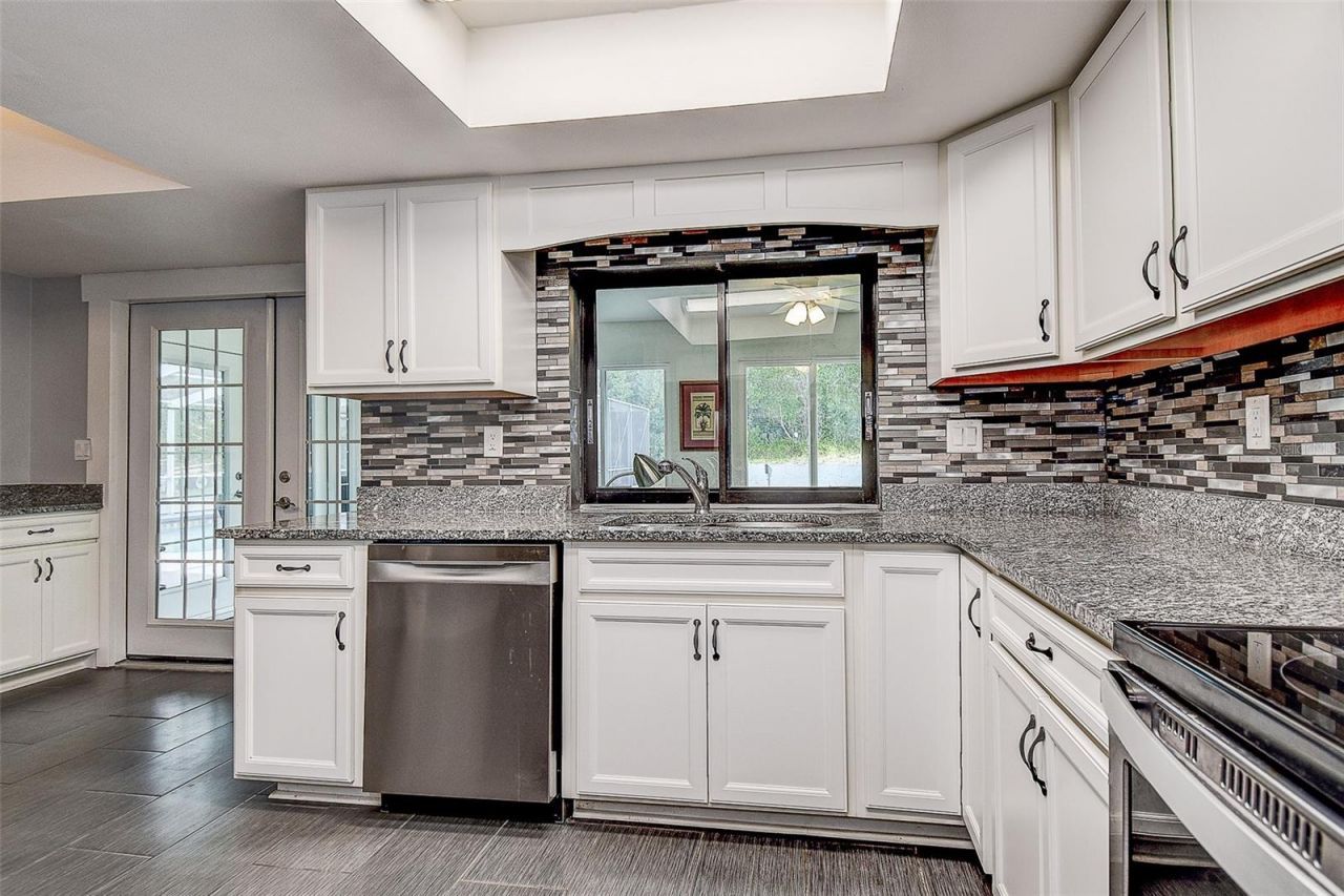 5253 Sandra Drive, Spring Hill, FL 34607 Photo