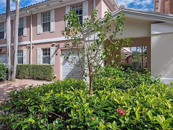 5697 Cove CIR, Unit 42, NAPLES, FL 34119