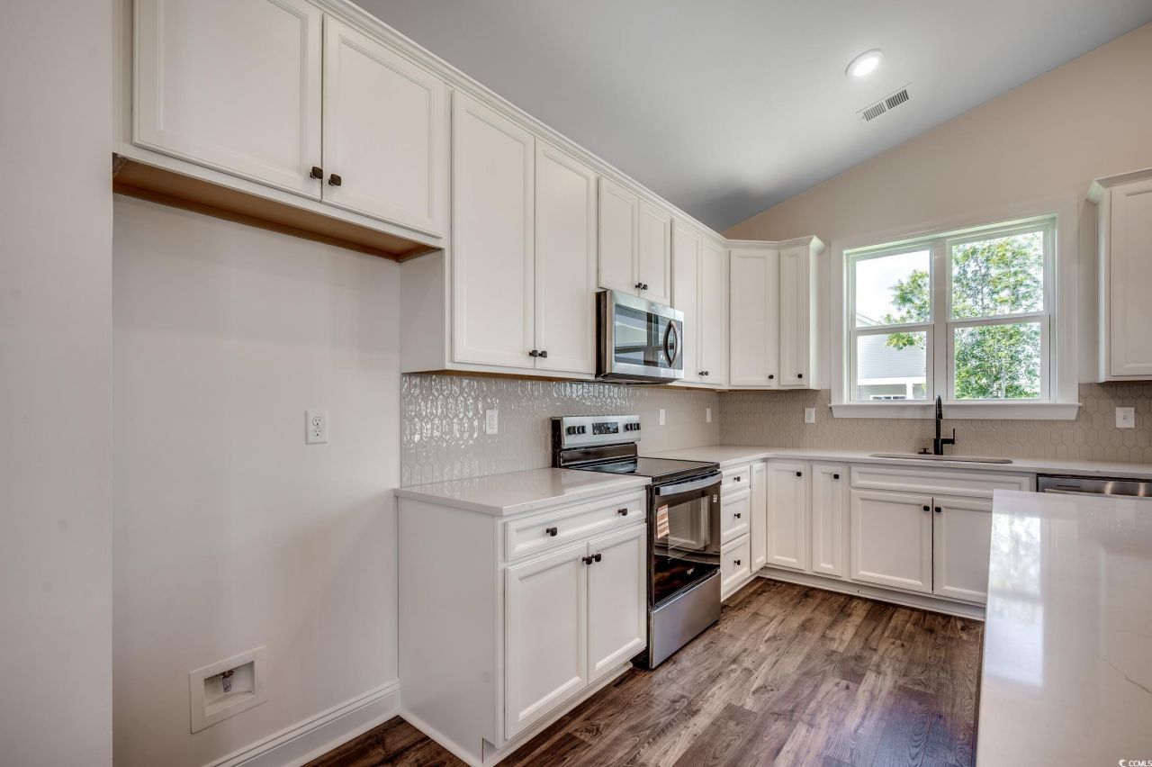 911 Inlet Keys St. Photo 13