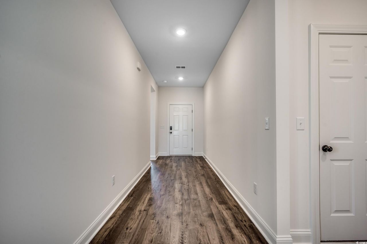 911 Inlet Keys St. Photo 4