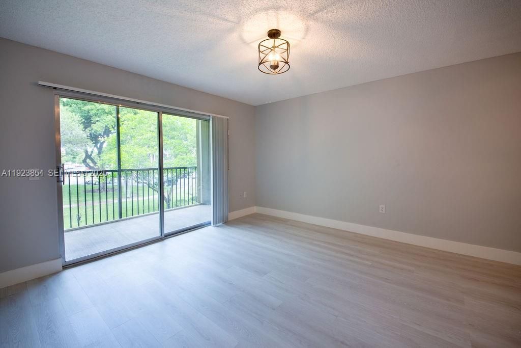 1200 SW 137th Ave, Unit 213E, Pembroke Pines, FL 33027 Photo