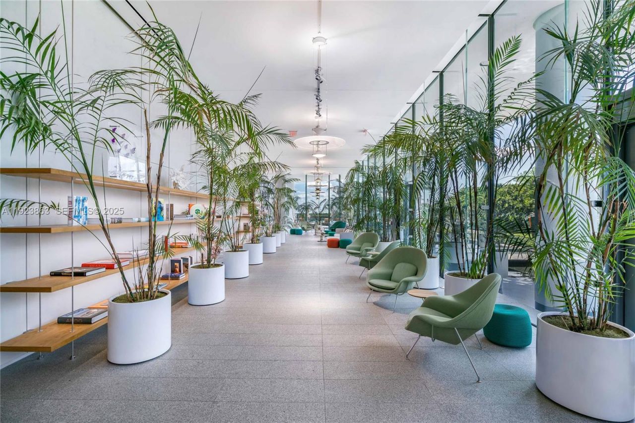 8701 Collins Avenue, Unit 902, Miami Beach, FL 33154 Photo