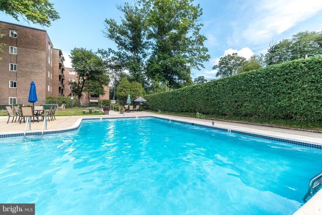 1610 THE FAIRWAY, JENKINTOWN, PA 19046