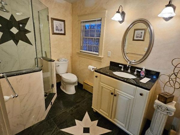 141 Linden Street, Roslyn Heights, NY 11577