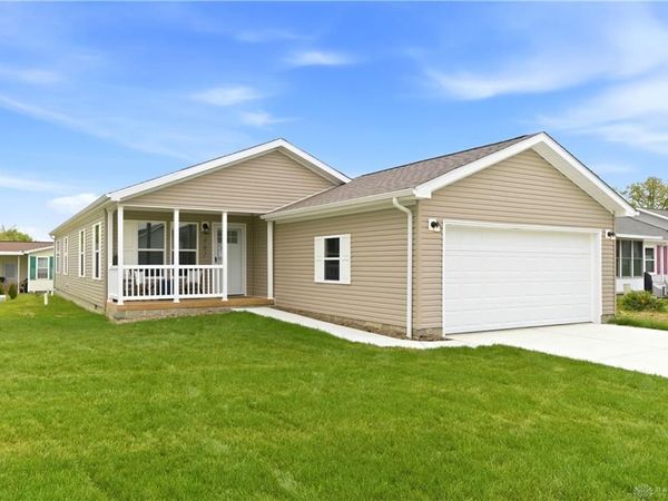 482 Kalynn Circle, Unit 18, Fairborn, OH 45324
