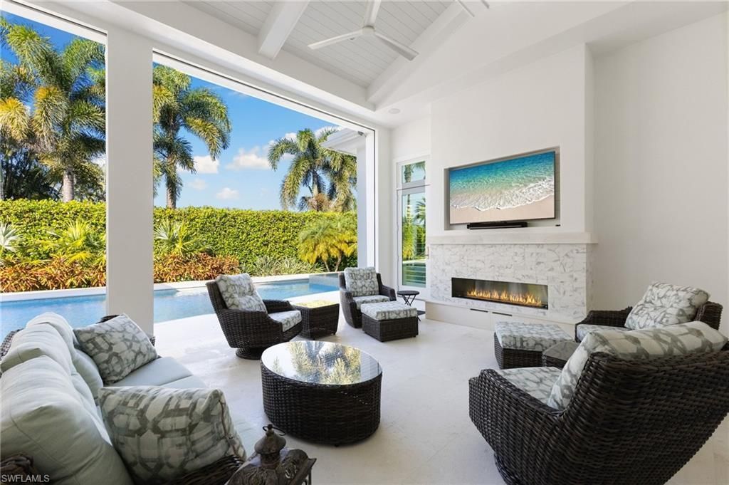 383 Cuddy Ct, Naples, FL 34103 Photo
