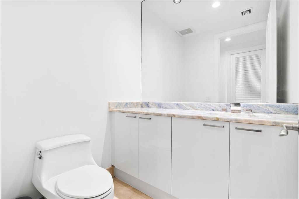 701 SE 21st Avenue, Unit 109, Deerfield Beach, FL 33441 Photo