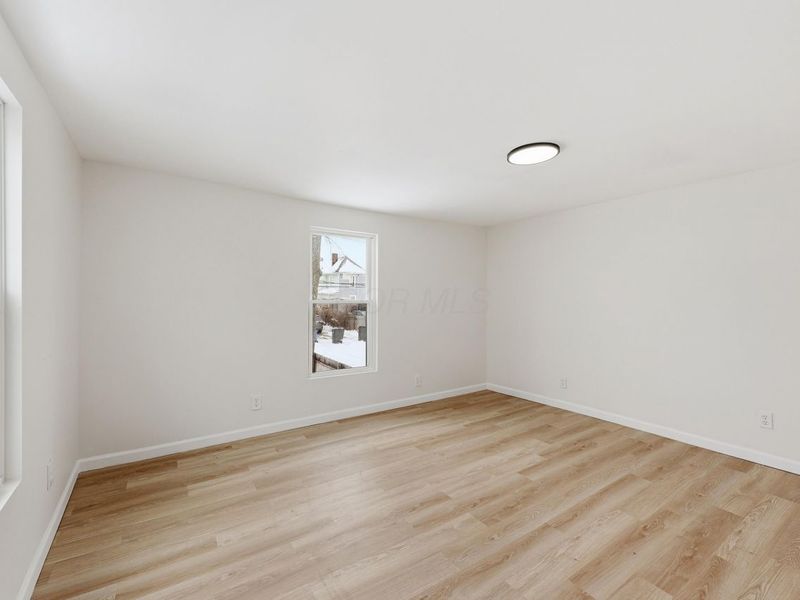 126 S Oakley Avenue, Columbus, OH 43204 Photo 9