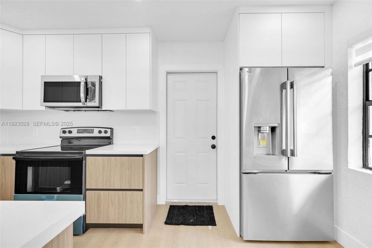 16140 NW 17th Pl, Miami Gardens, FL 33054 Photo