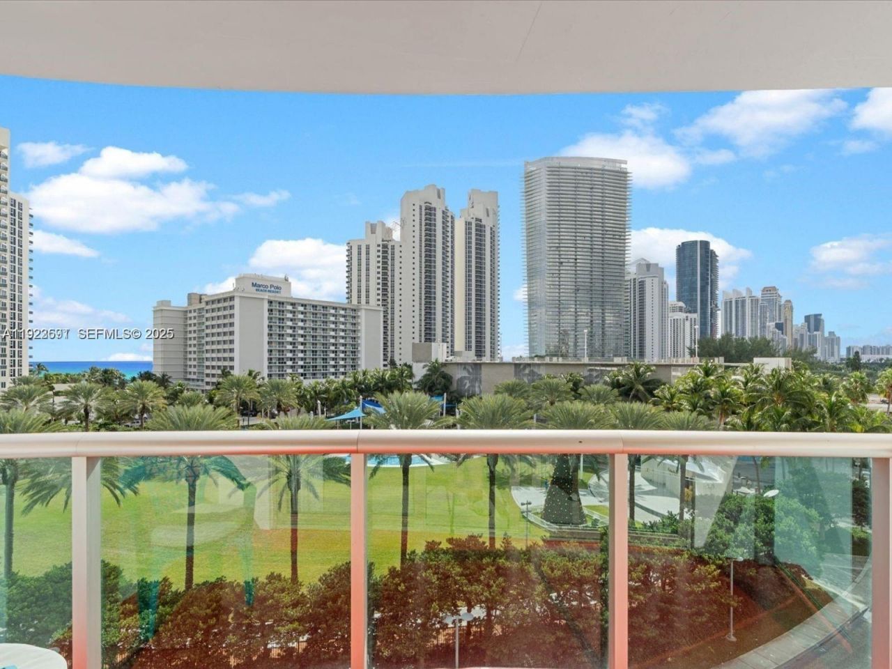 19370 E Collins Ave, Unit 625, Sunny Isles Beach, FL 33160 Photo
