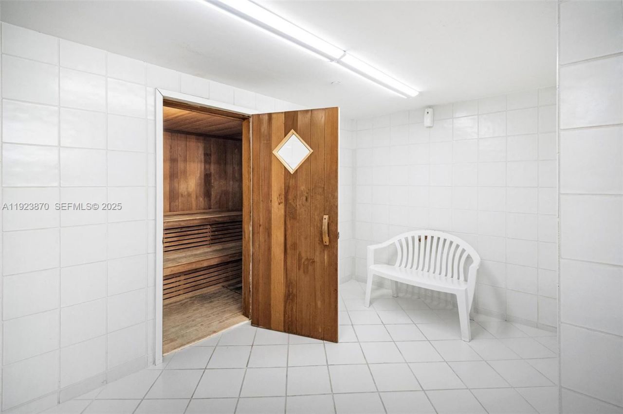 3400 NE 192nd St, Unit 1808, Aventura, FL 33180 Photo