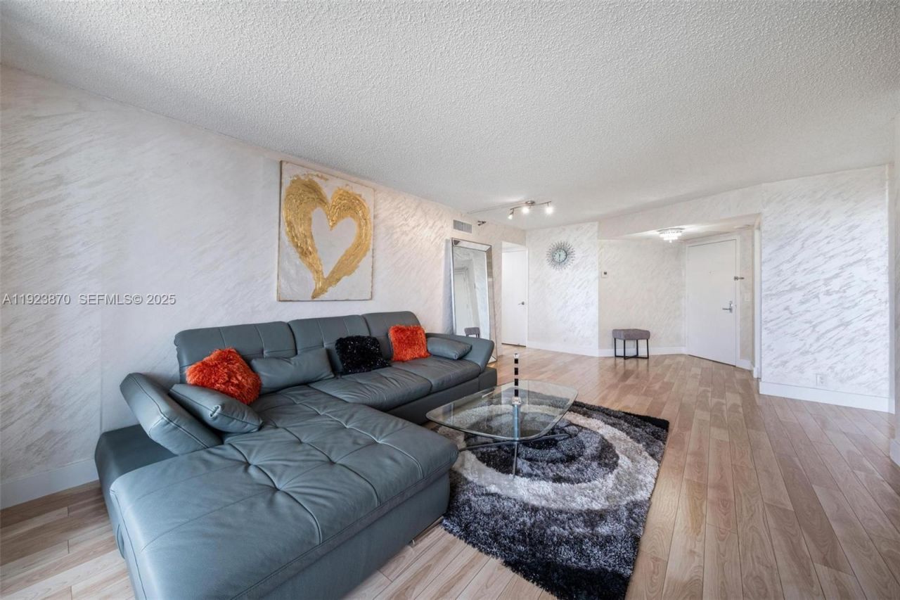 3400 NE 192nd St, Unit 1808, Aventura, FL 33180 Photo