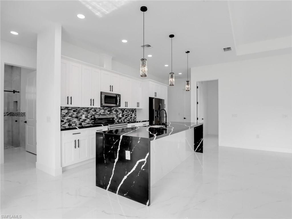 2221 Robert Ave, Alva, FL 33920 Photo