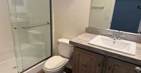 14740 Bass Drive #28, Redding, CA 96003 Photo