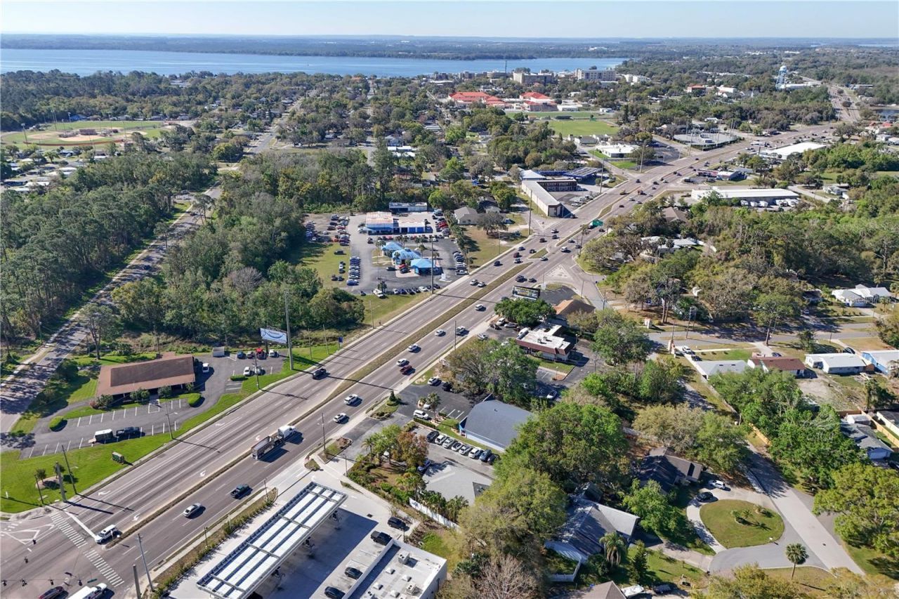 205 E Burleigh Boulevard, Tavares, FL 32778 Photo