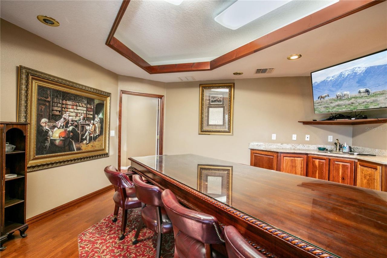 205 E Burleigh Boulevard, Tavares, FL 32778 Photo