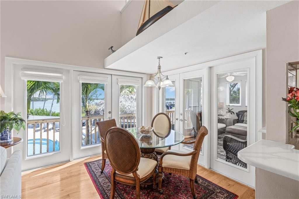 188 Bayview Ave, Fort Myers Beach, FL 33931 Photo