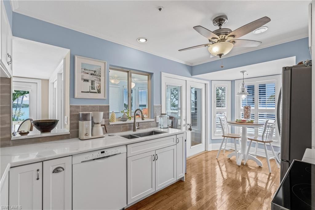 188 Bayview Ave, Fort Myers Beach, FL 33931 Photo