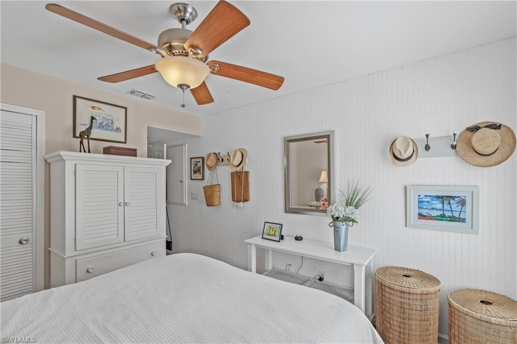 188 Bayview Ave, Fort Myers Beach, FL 33931 Photo