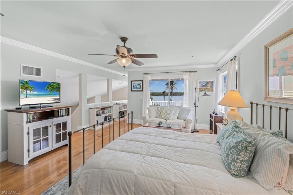 188 Bayview Ave, Fort Myers Beach, FL 33931 Photo