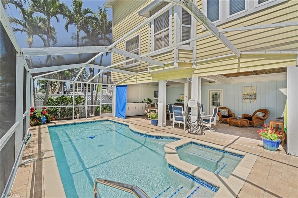 188 Bayview Ave, Fort Myers Beach, FL 33931 Photo