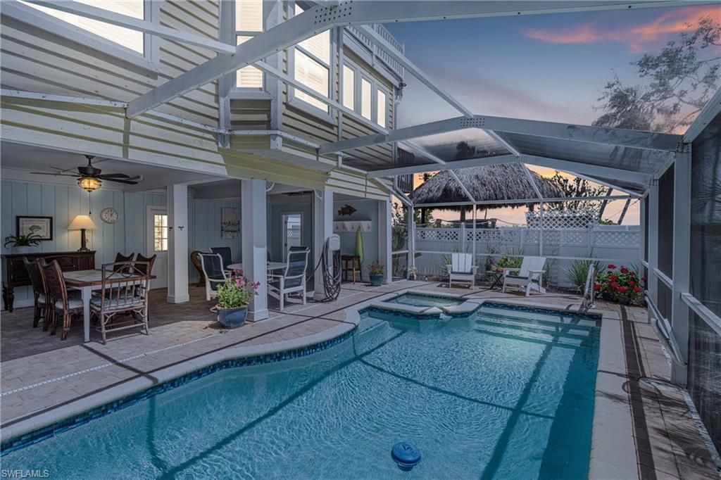 188 Bayview Ave, Fort Myers Beach, FL 33931 Photo