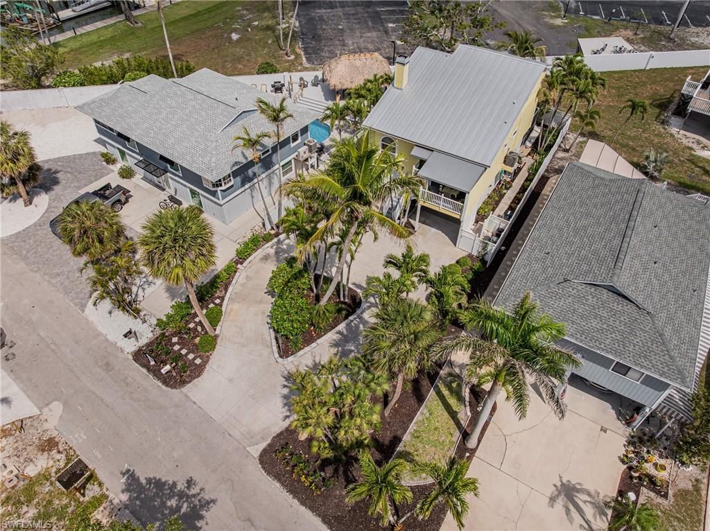 188 Bayview Ave, Fort Myers Beach, FL 33931 Photo