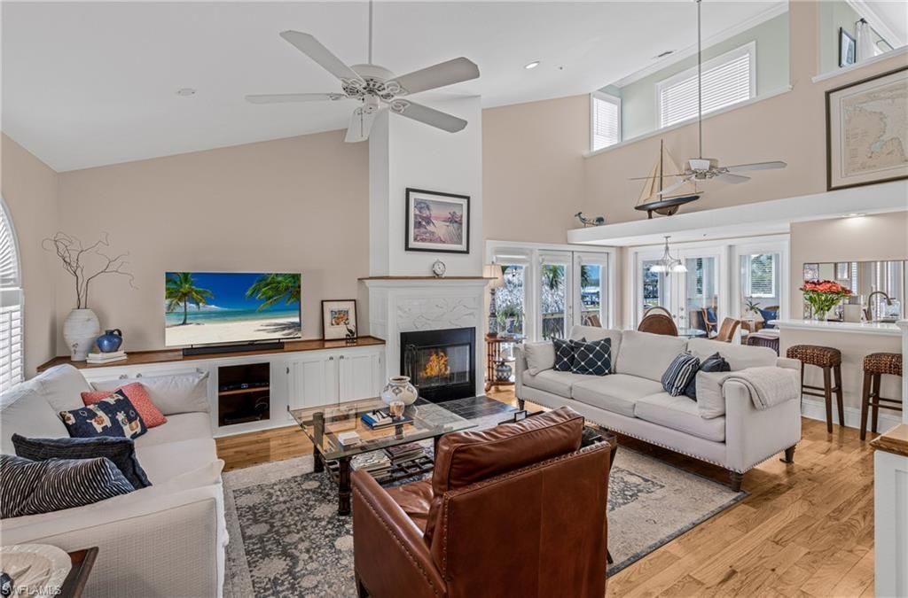 188 Bayview Ave, Fort Myers Beach, FL 33931 Photo