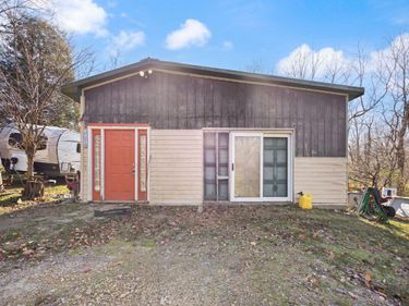 1119 Mitchellsburg Knob Road, Parksville, KY 40464